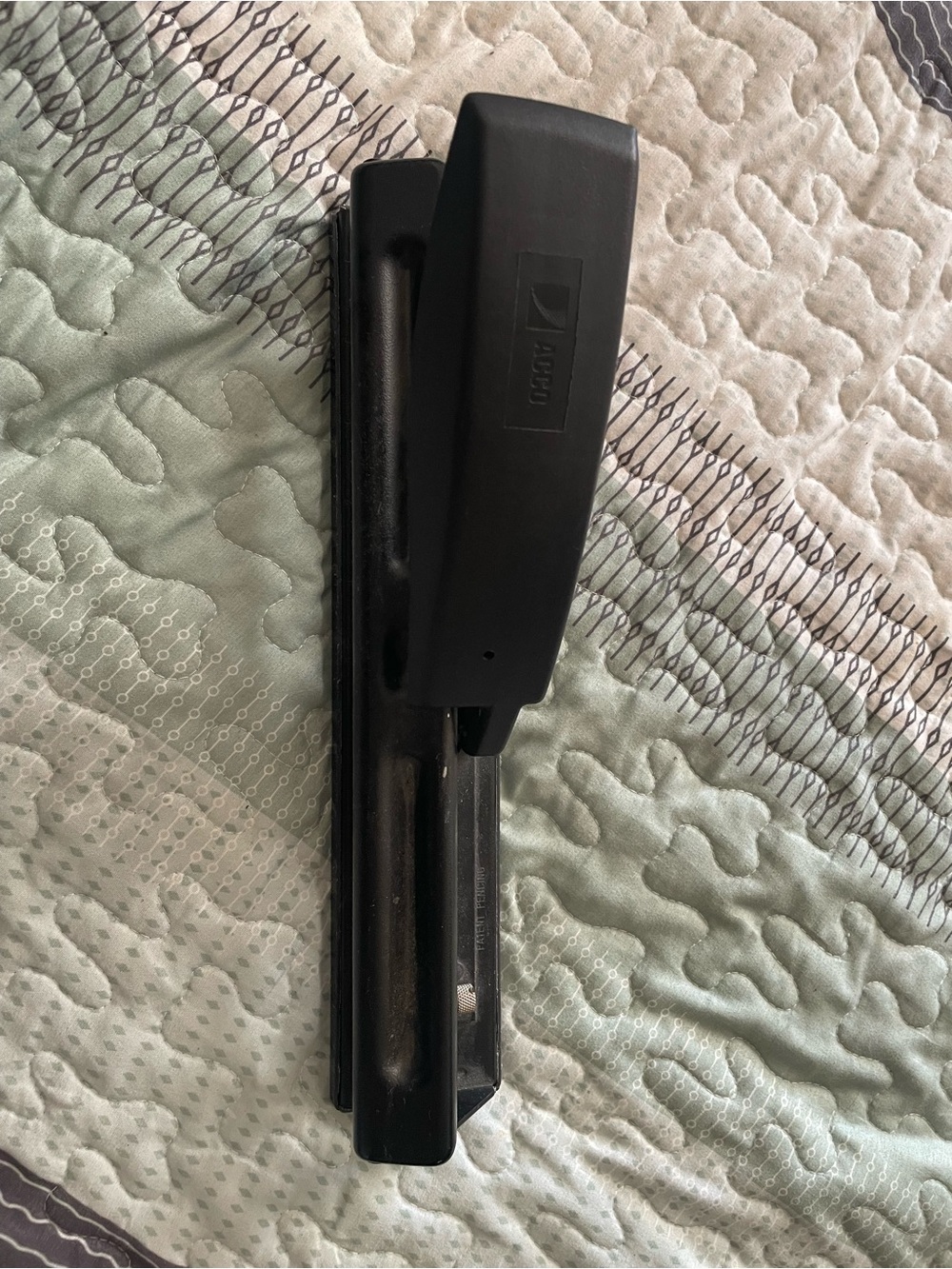 Black 3-Hole Punch - Heavy Duty Desk Punch